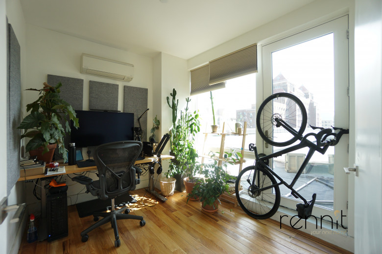 676 New York Ave, Apt 6B Image 5