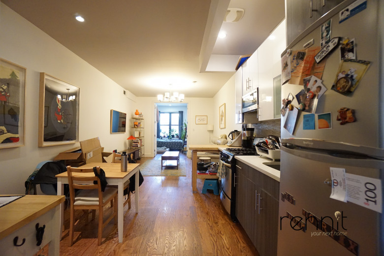 918 Hart St, Apt 1L Image 4