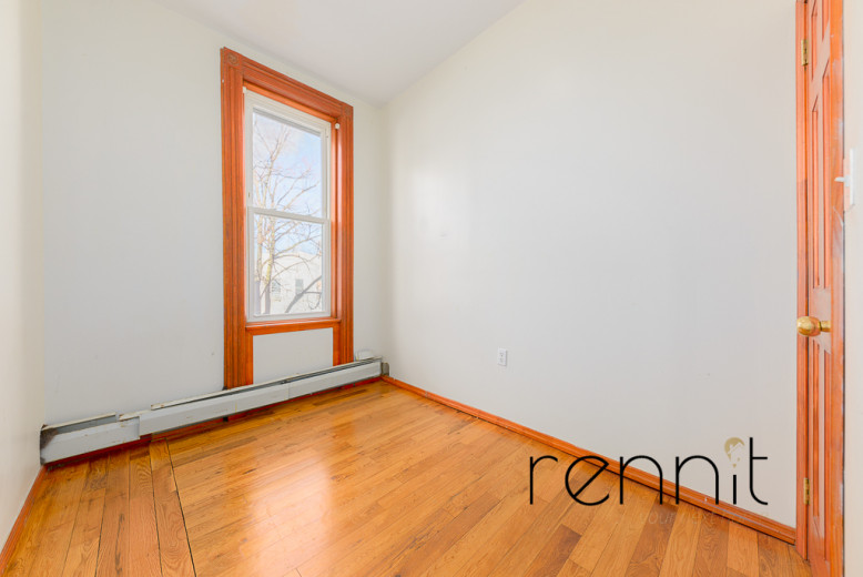 1168 Putnam Ave, Apt 3 Image 8