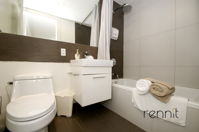 616 Willoughby Ave, Apt 6A Image 10