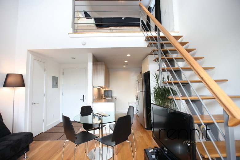 616 Willoughby Ave, Apt 6A Image 11