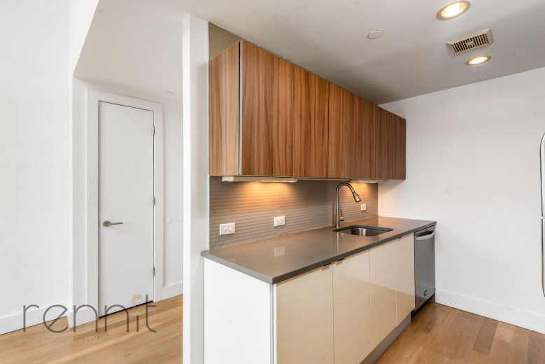 616 Willoughby Ave, Apt 6D Image 7