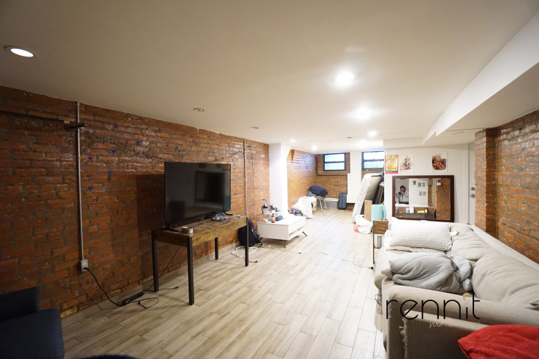 657 MacDonough St, Apt 1L Image 17