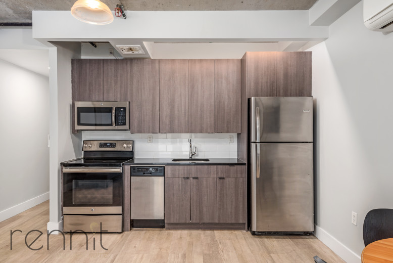 1930 Bedford Ave, Apt 5G Image 4