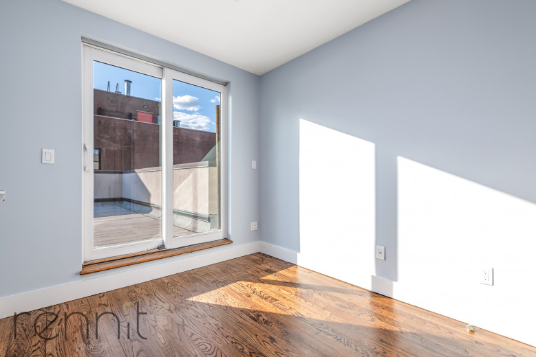 573 Van Buren, Apt 3 Image 17