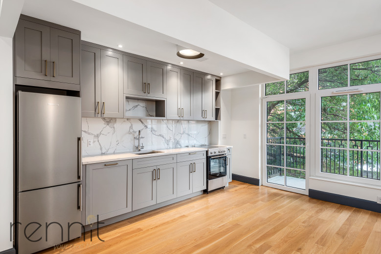 293 Herkimer St, Apt 201 Image 3