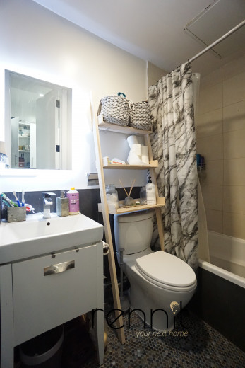 259 Boerum St, Apt 2L Image 19