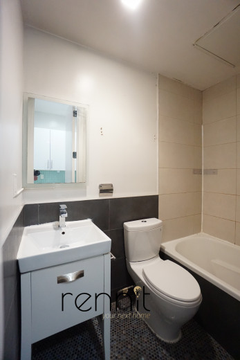 259 Boerum St, Apt 2L Image 8