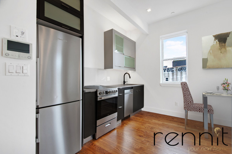 141 Metropolitan Ave, Apt 2A Image 3