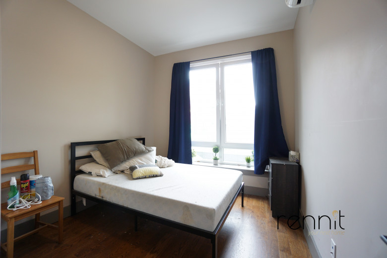 209 Troy Avenue, Apt 2A Image 3