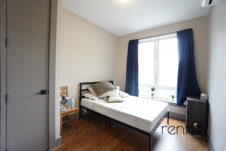 209 Troy Avenue, Apt 2A Image 10