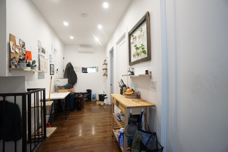 313 Wilson Ave, Apt 1B Image 2