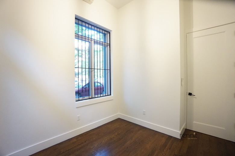 313 Wilson Ave, Apt 1B Image 13