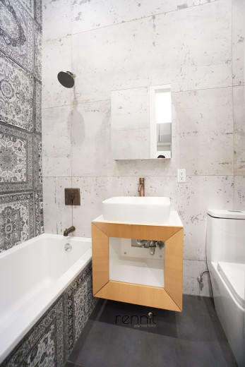 313 Wilson Ave, Apt 1B Image 14