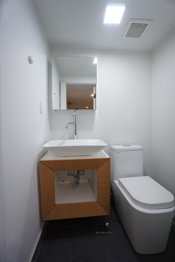 313 Wilson Ave, Apt 1B Image 15