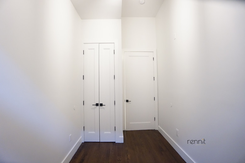 313 Wilson Ave, Apt 1B Image 21