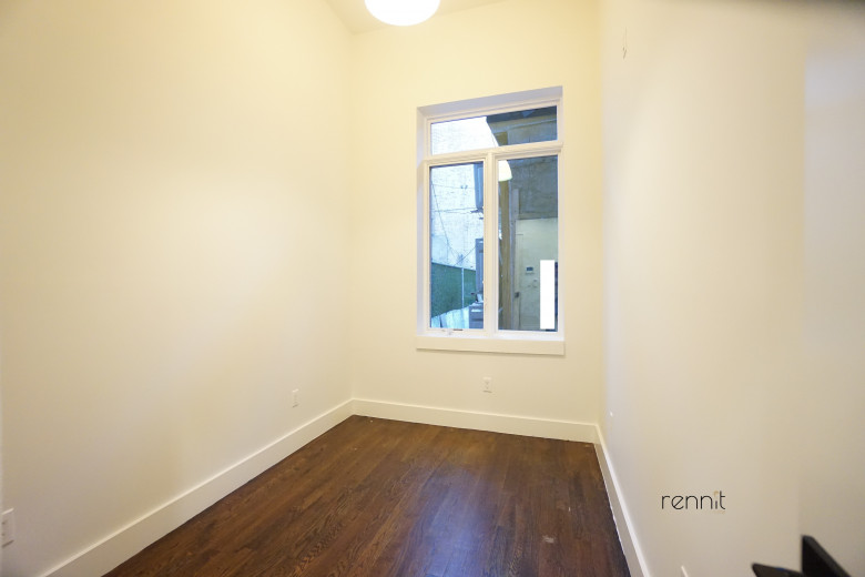 313 Wilson Ave, Apt 1B Image 10