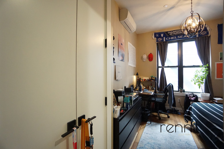 166 South 3rd Street, Apt 2 Image 4