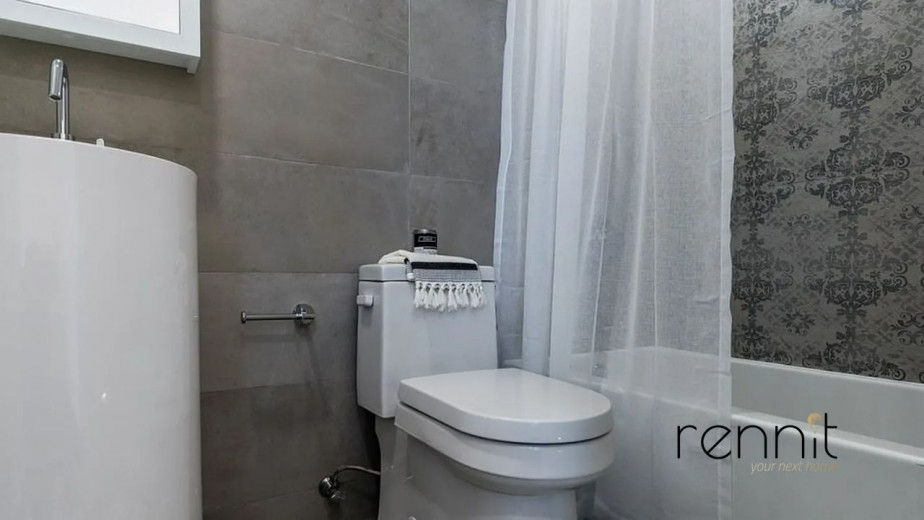 1633 Dekalb Ave, Apt 3B Image 7