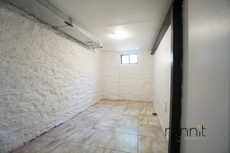 817 St Johns Pl, Apt 1C Image 13