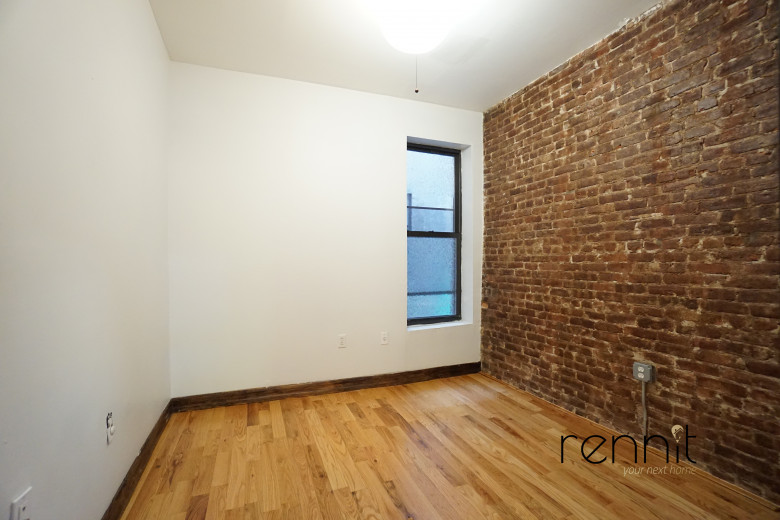 817 St Johns Pl, Apt 1C Image 3