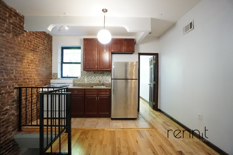 817 St Johns Pl, Apt 1C Image 8