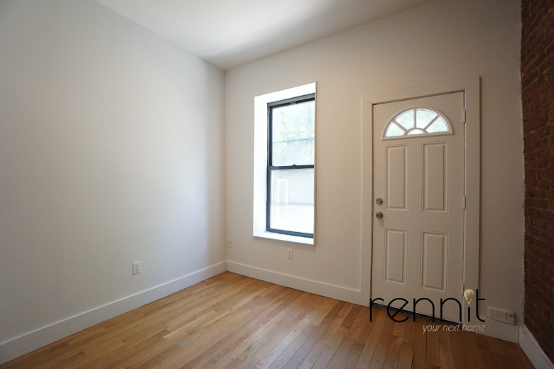 129 Thames St, Apt 1R Image 12