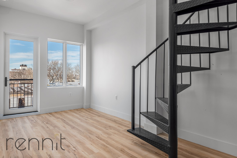 1111 Decatur St, Apt 4B Image 2