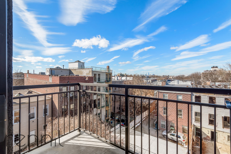 1111 Decatur St, Apt 4B Image 3