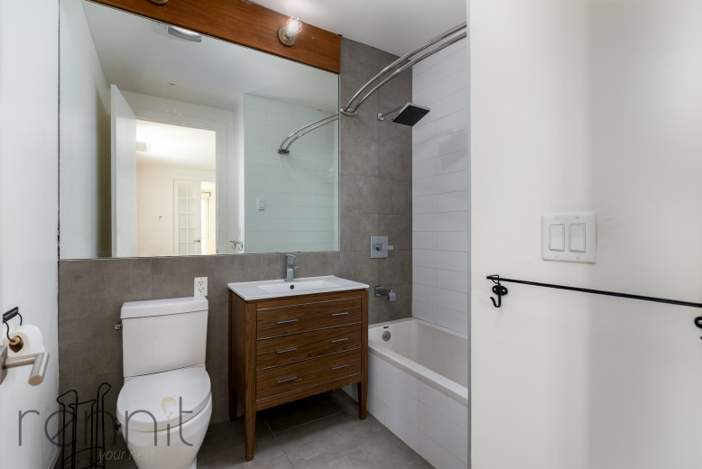 869 Park Ave, Apt 5A Image 7
