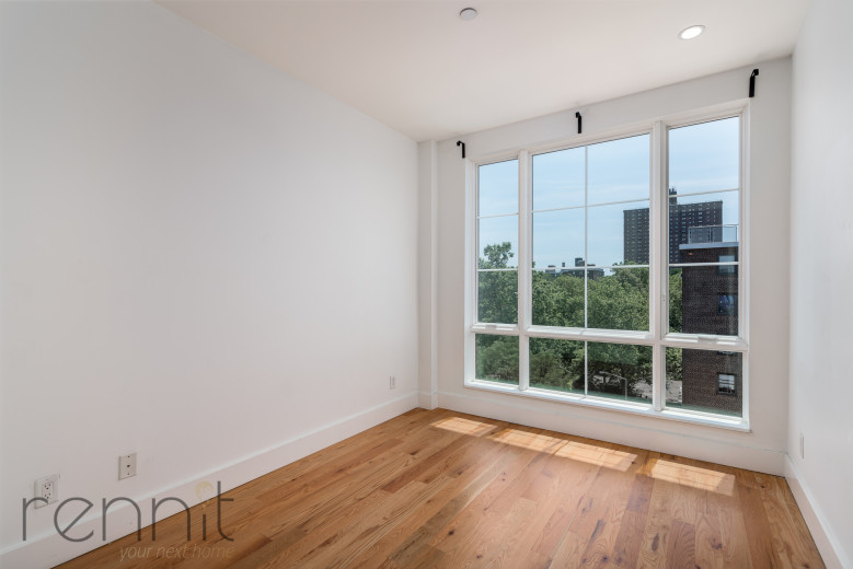 869 Park Ave, Apt 5A Image 9