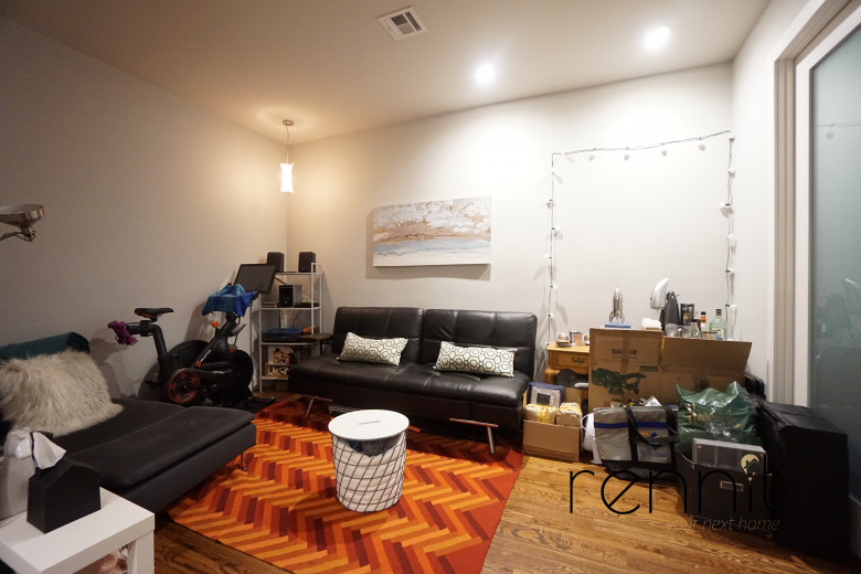 377 Onderdonk Ave, Apt 2F Image 2