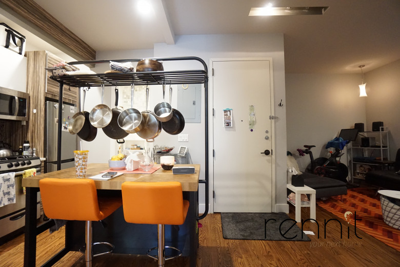 377 Onderdonk Ave, Apt 2F Image 13