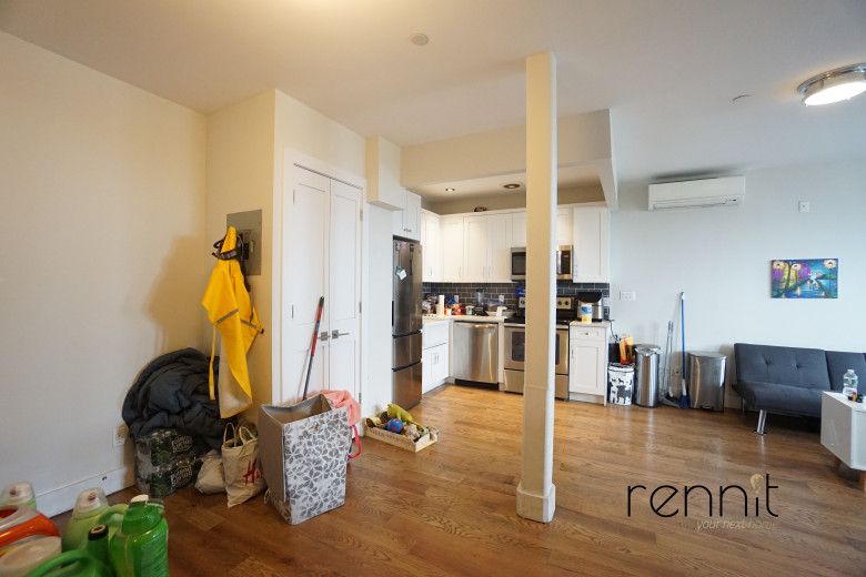1084 Rogers Ave, Apt 7A Image 9