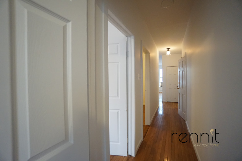 211A Lewis Ave, Apt 3 Image 4
