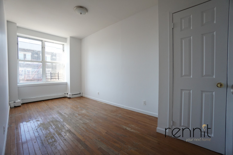 211A Lewis Ave, Apt 3 Image 5
