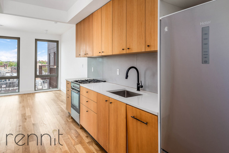 633 Marcy Ave, Apt 801 Image 4