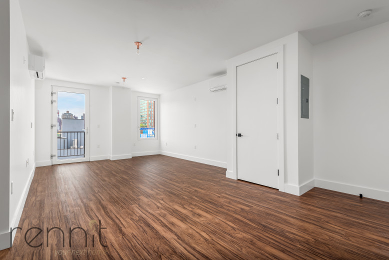 26-24 4th St, Apt 306A Image 1