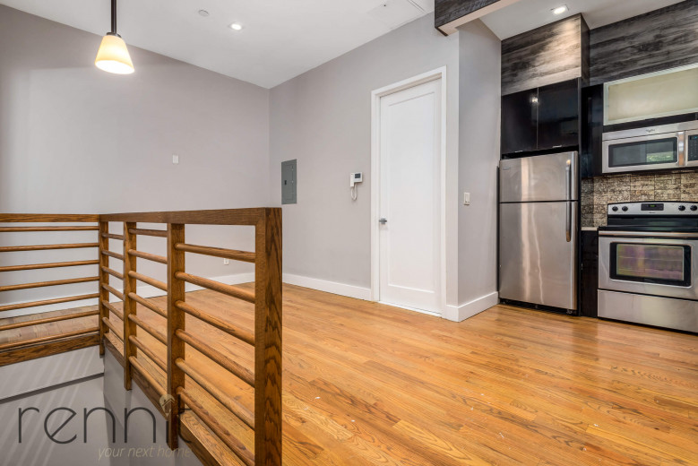 1444 Bedford Ave, Apt 1F Image 2