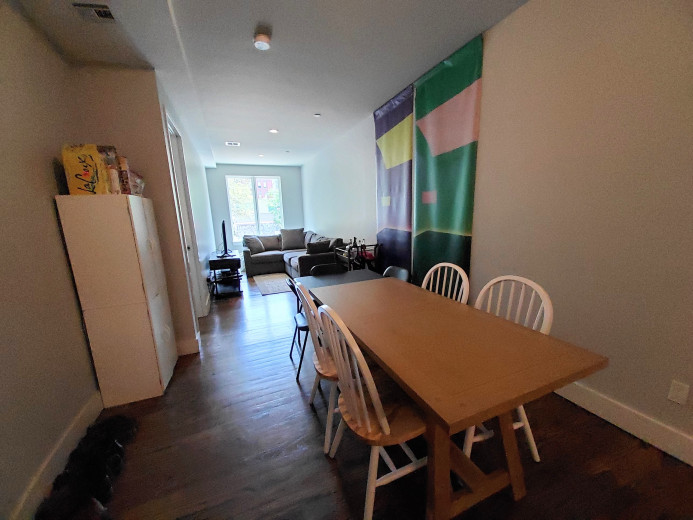 583 Van Buren St, Apt 2 Image 13