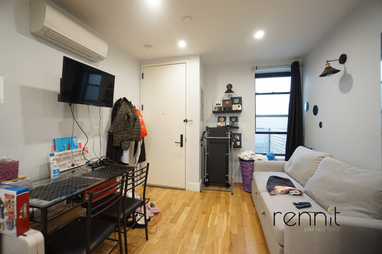 373 Howard Ave, Apt 2C Image 3