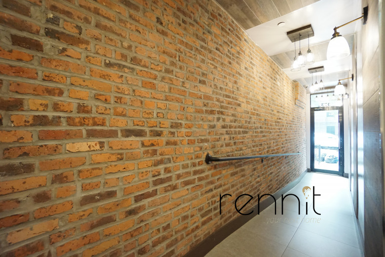 373 Howard Ave, Apt 2C Image 9