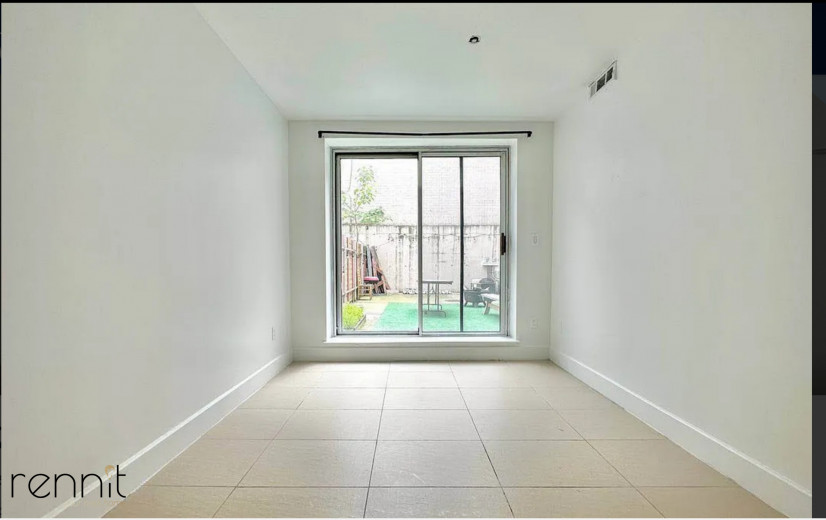 12 Meserole ST, Apt 1A Image 11