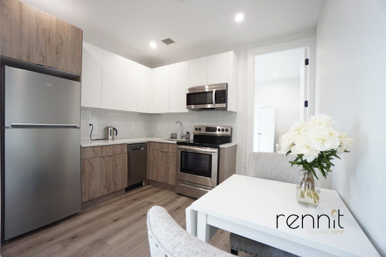 125 Kings Hwy, Apt 7A Image 4