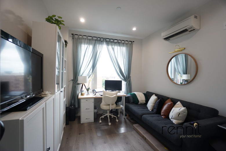 125 Kings Hwy, Apt 7D Image 10
