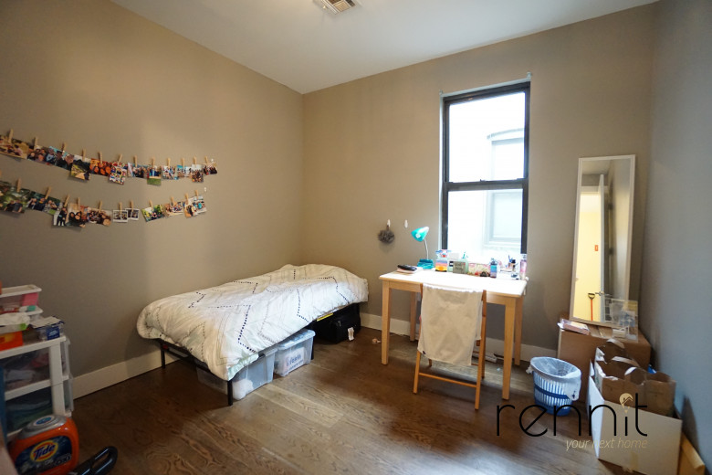 1689 Gates Ave, Apt 3Rear Image 16