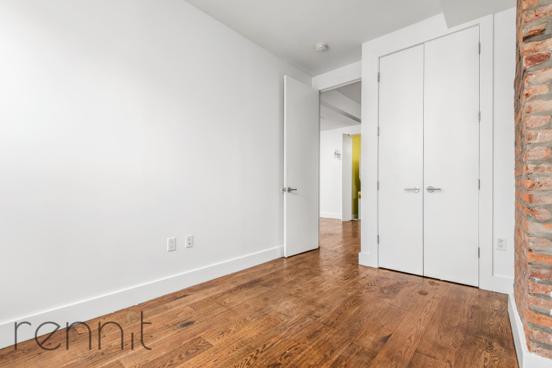 1689 Gates Ave, Apt 3Rear Image 23
