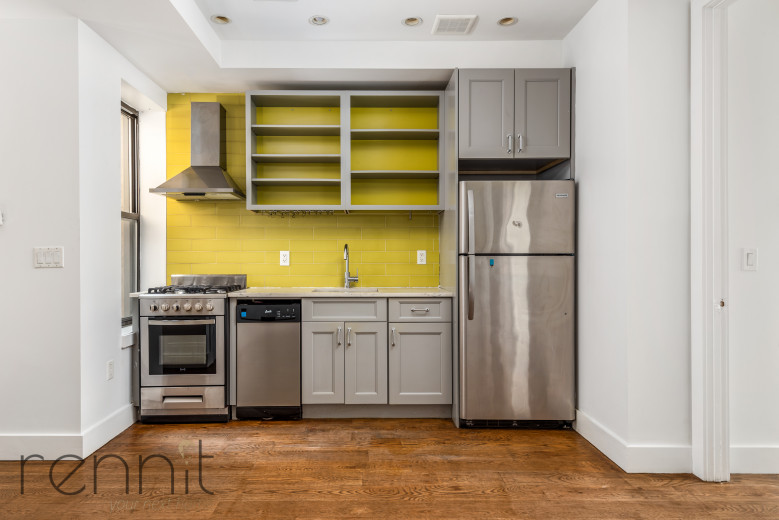 1689 Gates Ave, Apt 3Rear Image 29