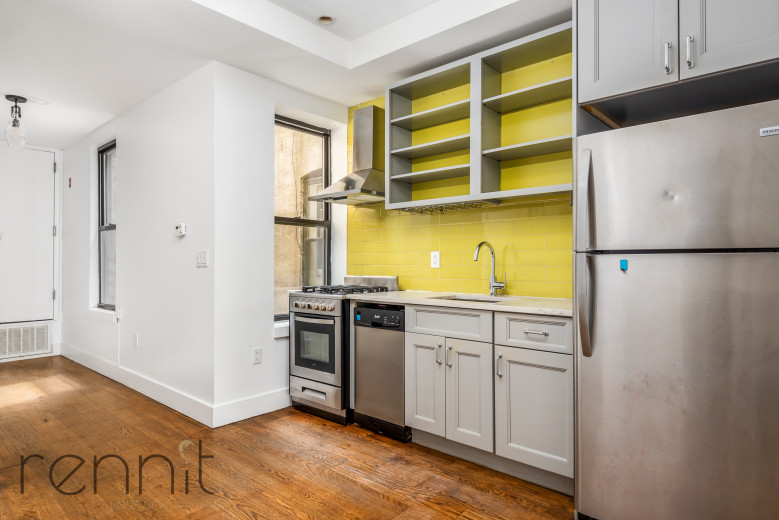 1689 Gates Ave, Apt 3Rear Image 30
