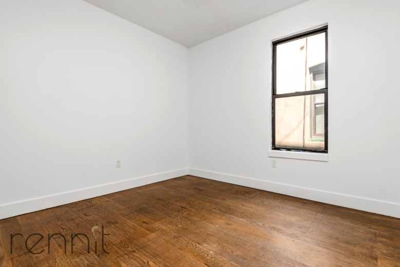 1689 Gates Ave, Apt 3Rear Image 31